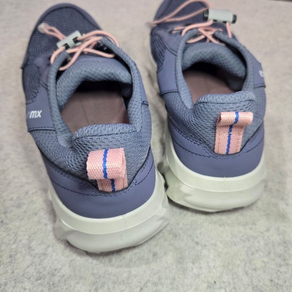 🐢 ECCO MX Women's Low Breathru Sneaker Size 40 EUR, 9-9.5 US. 🍂 - Picture 9 of 14